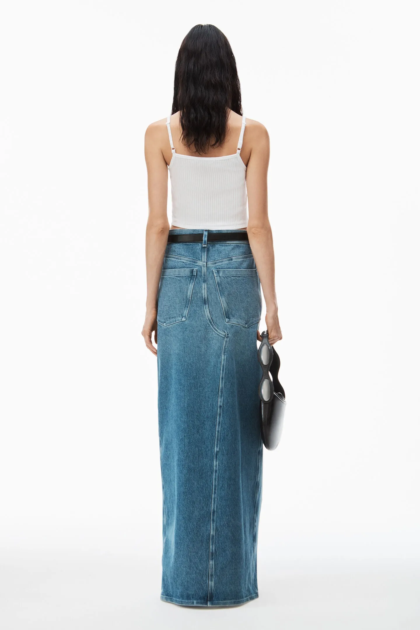 CAMI TOP W/ SKINNY WOVEN LABEL